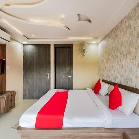 Super Hotel O The Moody Moon Hotel Divisione di Divisione di Jaipur Esterno foto