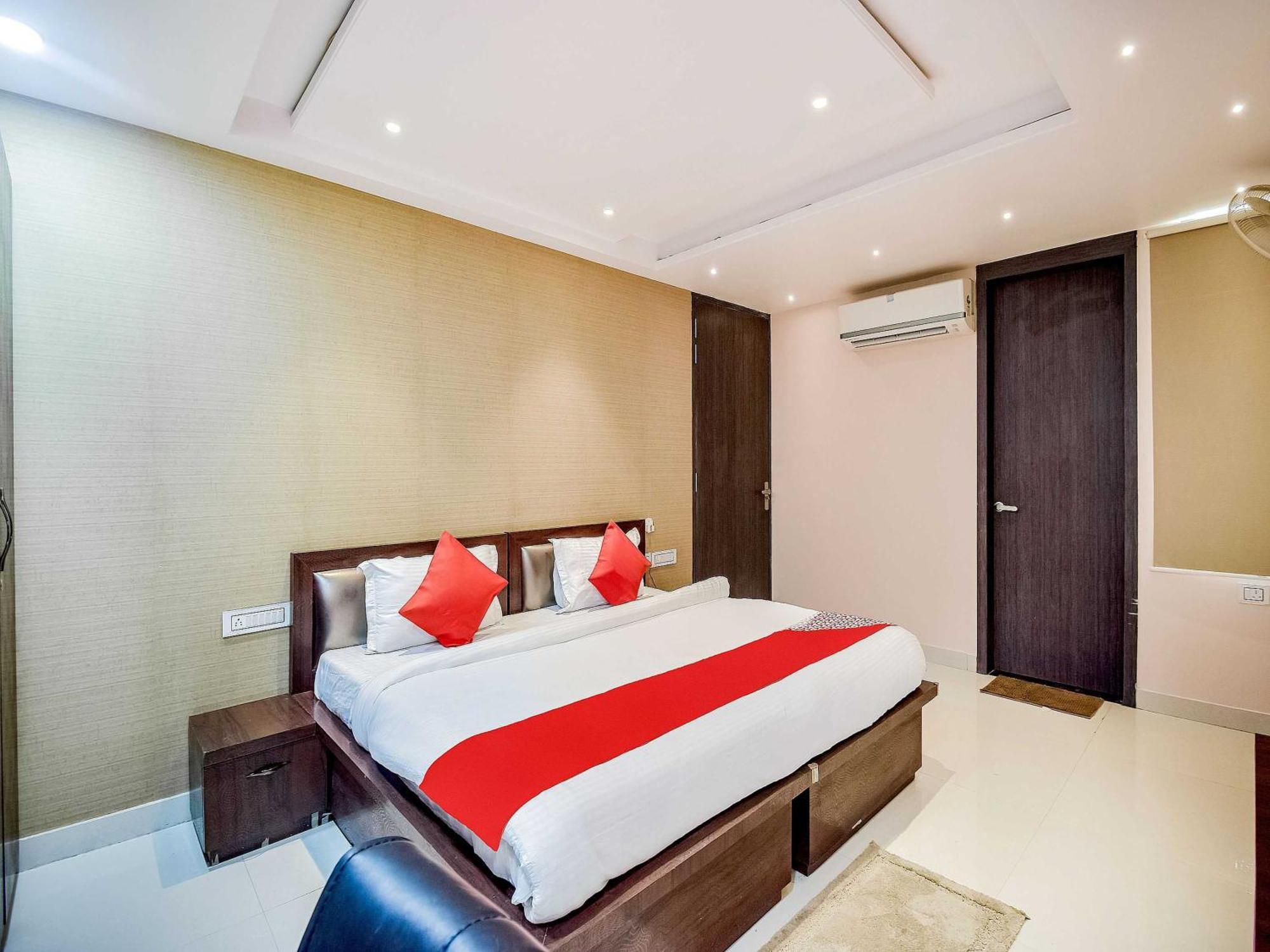 Super Hotel O The Moody Moon Hotel Divisione di Divisione di Jaipur Esterno foto