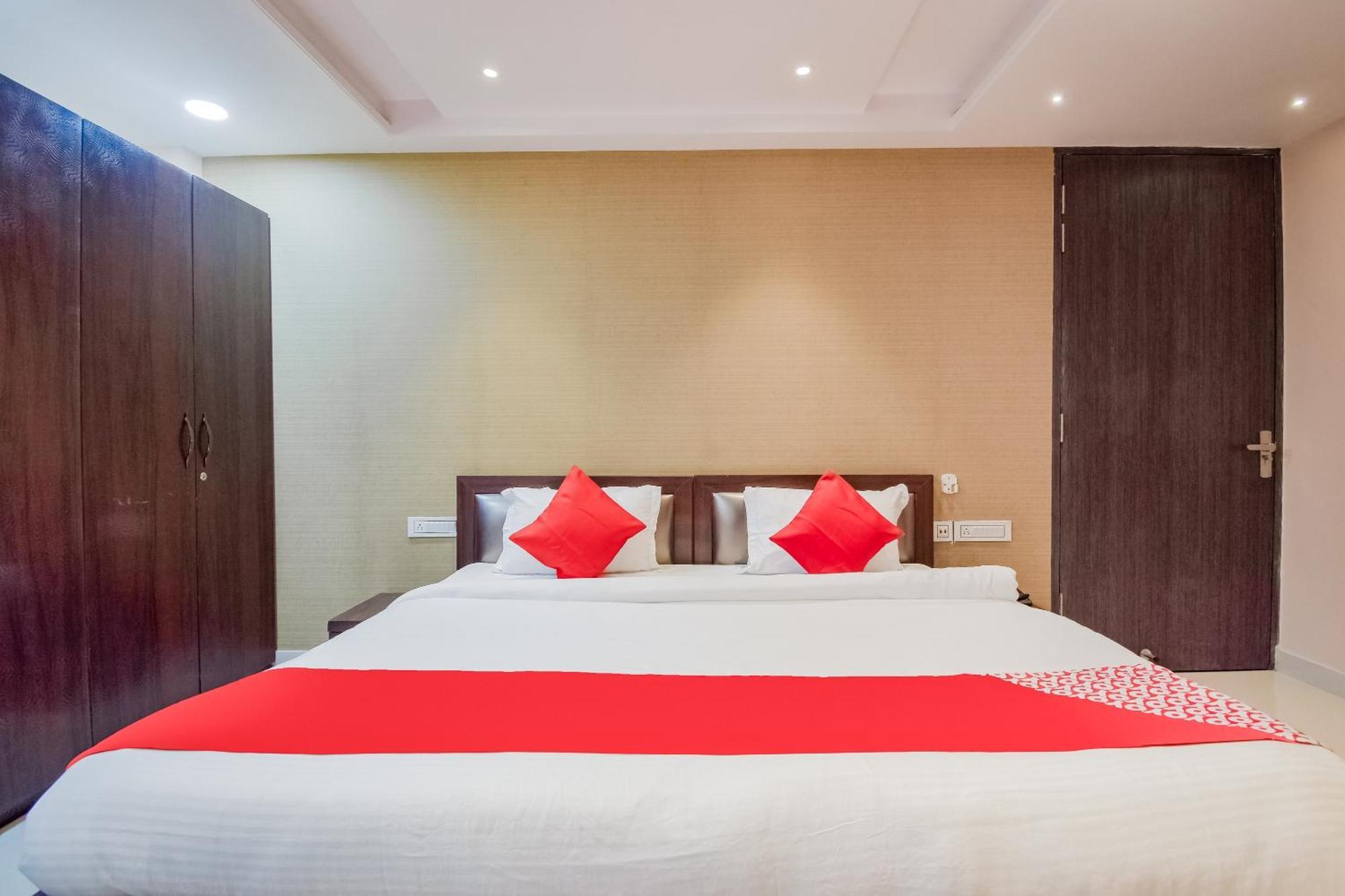 Super Hotel O The Moody Moon Hotel Divisione di Divisione di Jaipur Esterno foto
